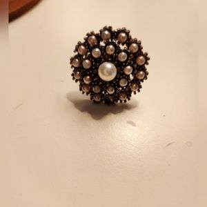 Women's costume jewelry